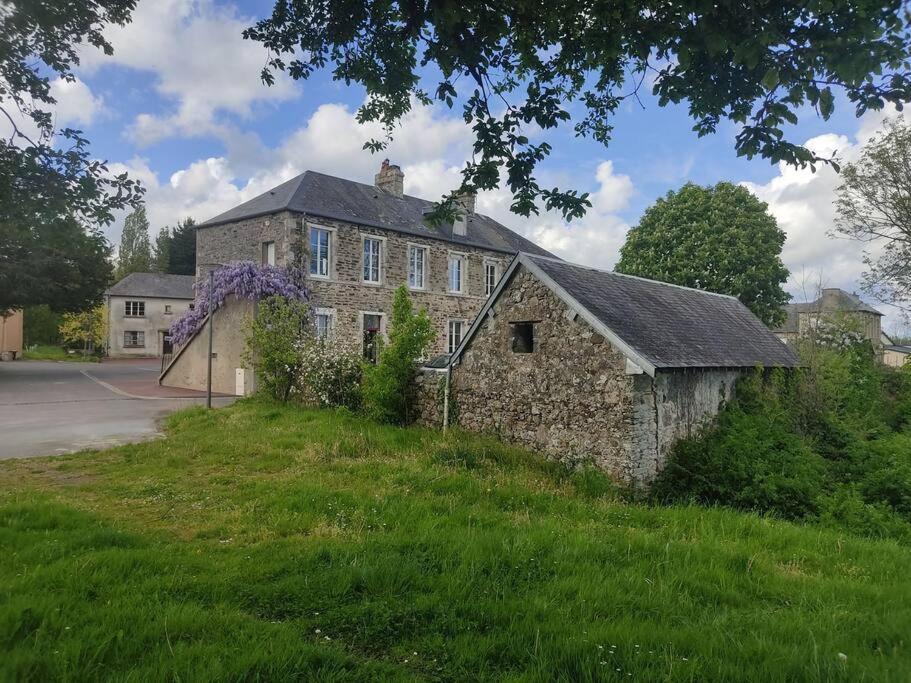 Appartement Le Vulcain à Le Hommet-d'Arthenay Extérieur photo