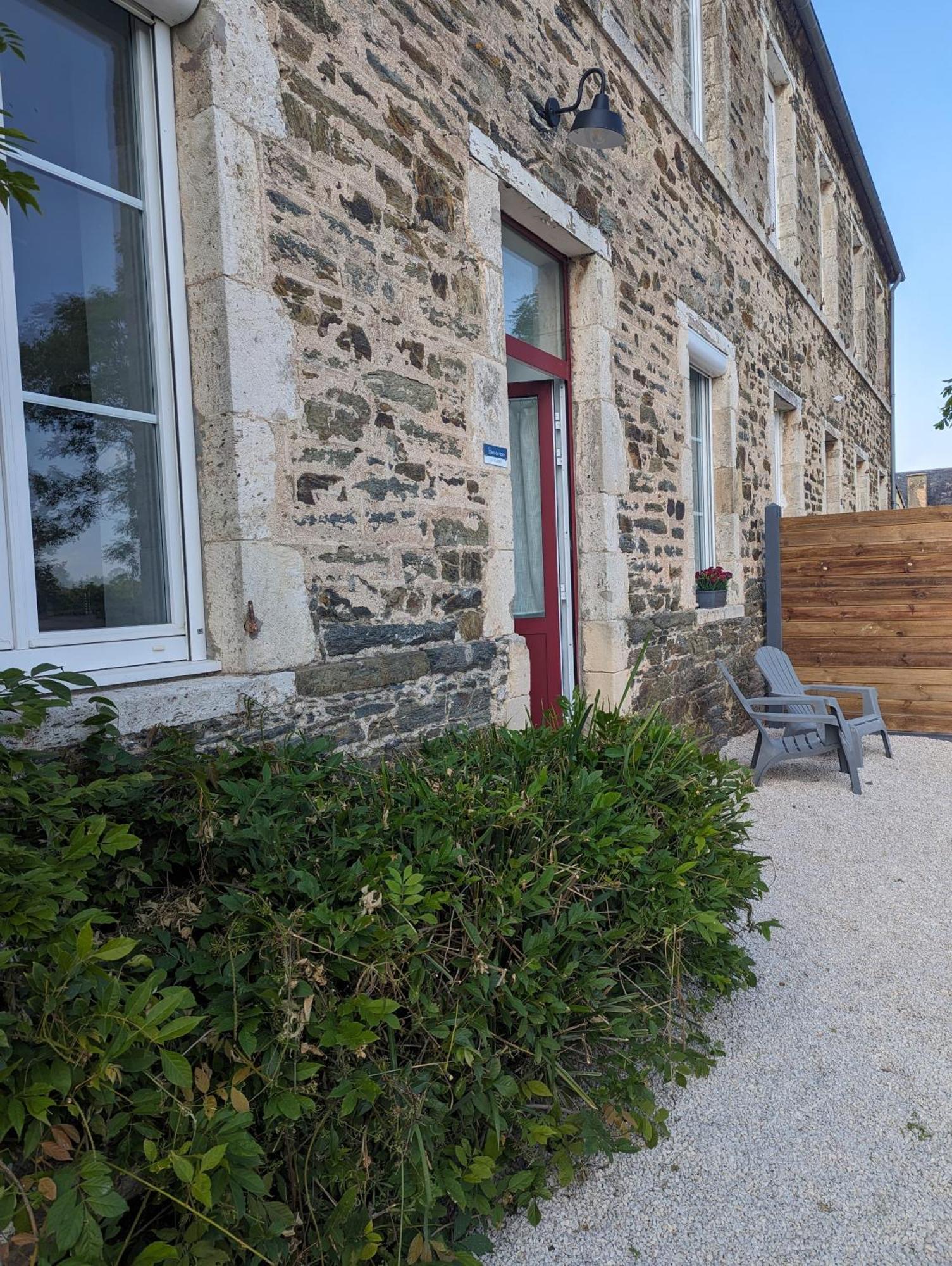 Appartement Le Vulcain à Le Hommet-d'Arthenay Extérieur photo